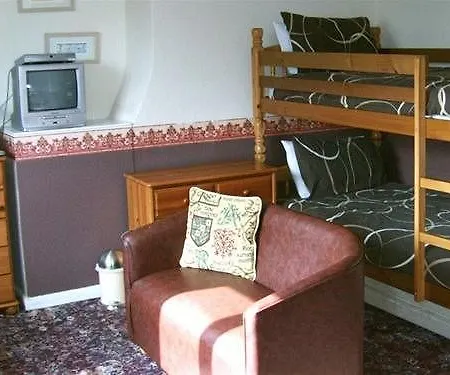 Hotel Airedale 3*